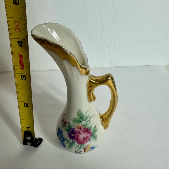 Vinatge Gold Plated Decorative mini Pitcher or bud vase. - Picture 9 of 11